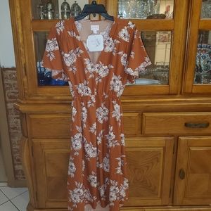 Maternity dress like new!